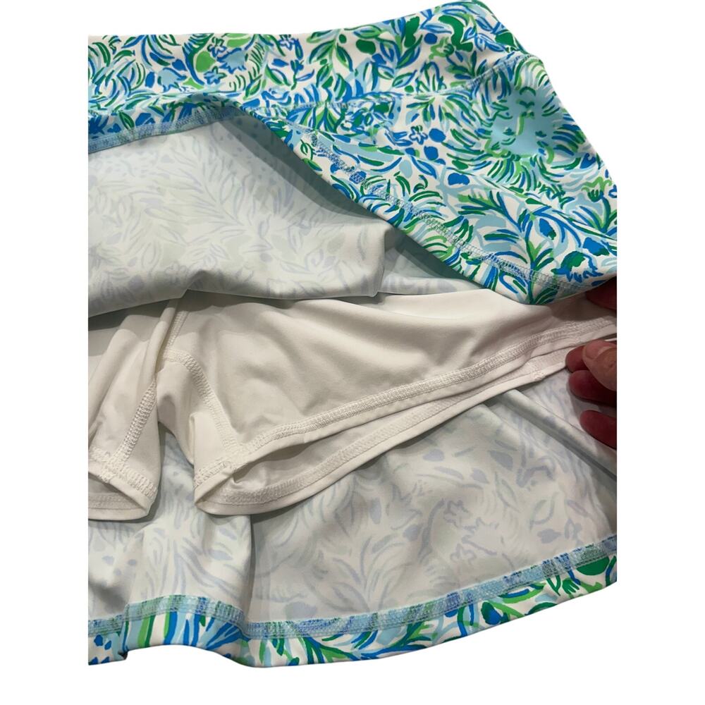 Lilly Pulitzer Aila Skort Luxletic Hydra Blue Dandy Lions UPF 50+, Large NWT - Picture 10 of 11